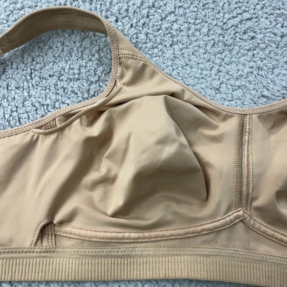 Anita Bra 42A Sports Bra Vivana Active Wireless Mastectomy Sports Bra - Picture 8 of 9
